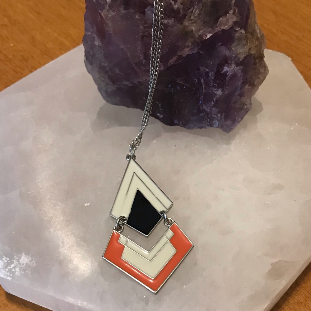Geometric arrow necklace